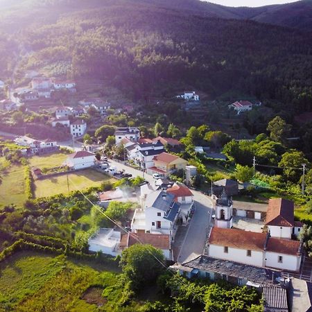 Vila Nazare Bed & Breakfast Castro Daire Exterior photo